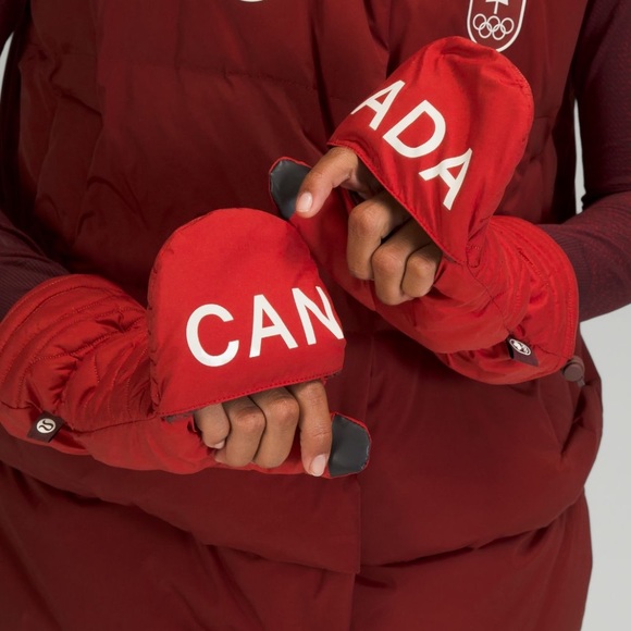 Lululemon Team Canada Quilted Mittens on String Red NEW WITH TAGS L/XL - Picture 3 of 11